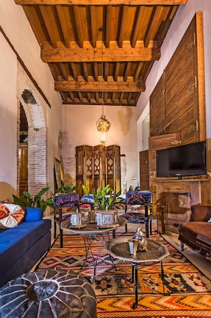 Televisión de pantalla plana