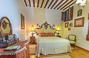 Double Room (Templo) | Soundproofing, cots/infant beds, rollaway beds, free WiFi - Casa Palacio Rincon de la Catedral (Toledo)