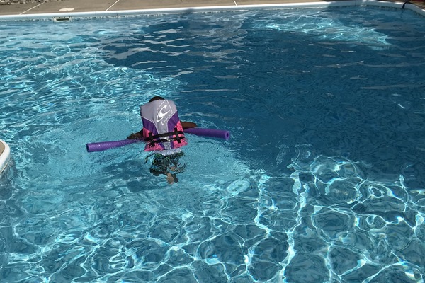 Piscina a l'aire lliure i piscina climatitzada