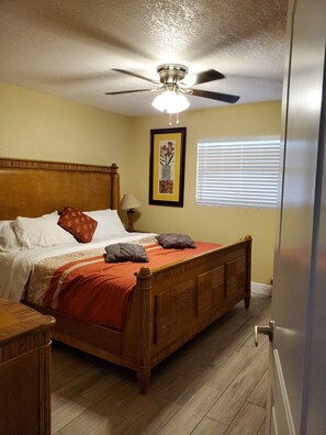 4 多间卧室、熨斗/熨衣板、WiFi、床单