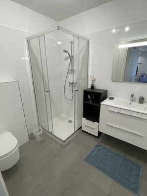 Shower, toilet paper