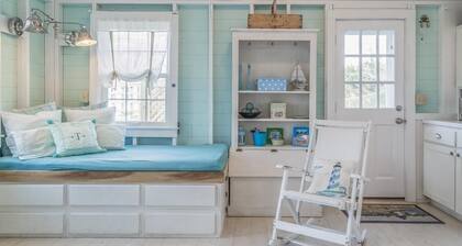 411 Stage Harbor Road - Seaglass One Bedroom House