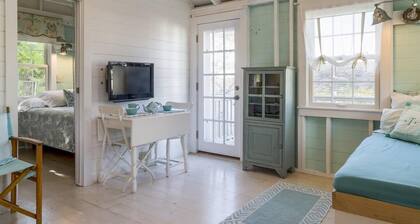 411 Stage Harbor Road - Seaglass One Bedroom House