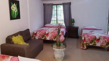 Familie vierpersoonskamer, 1 slaapkamer | Gratis wifi, beddengoed