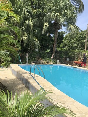 Piscine extérieure