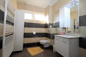 Hair dryer, towels