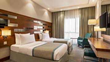 Minibar, két bảo mật tại phòng, bàn, bộ trải giường