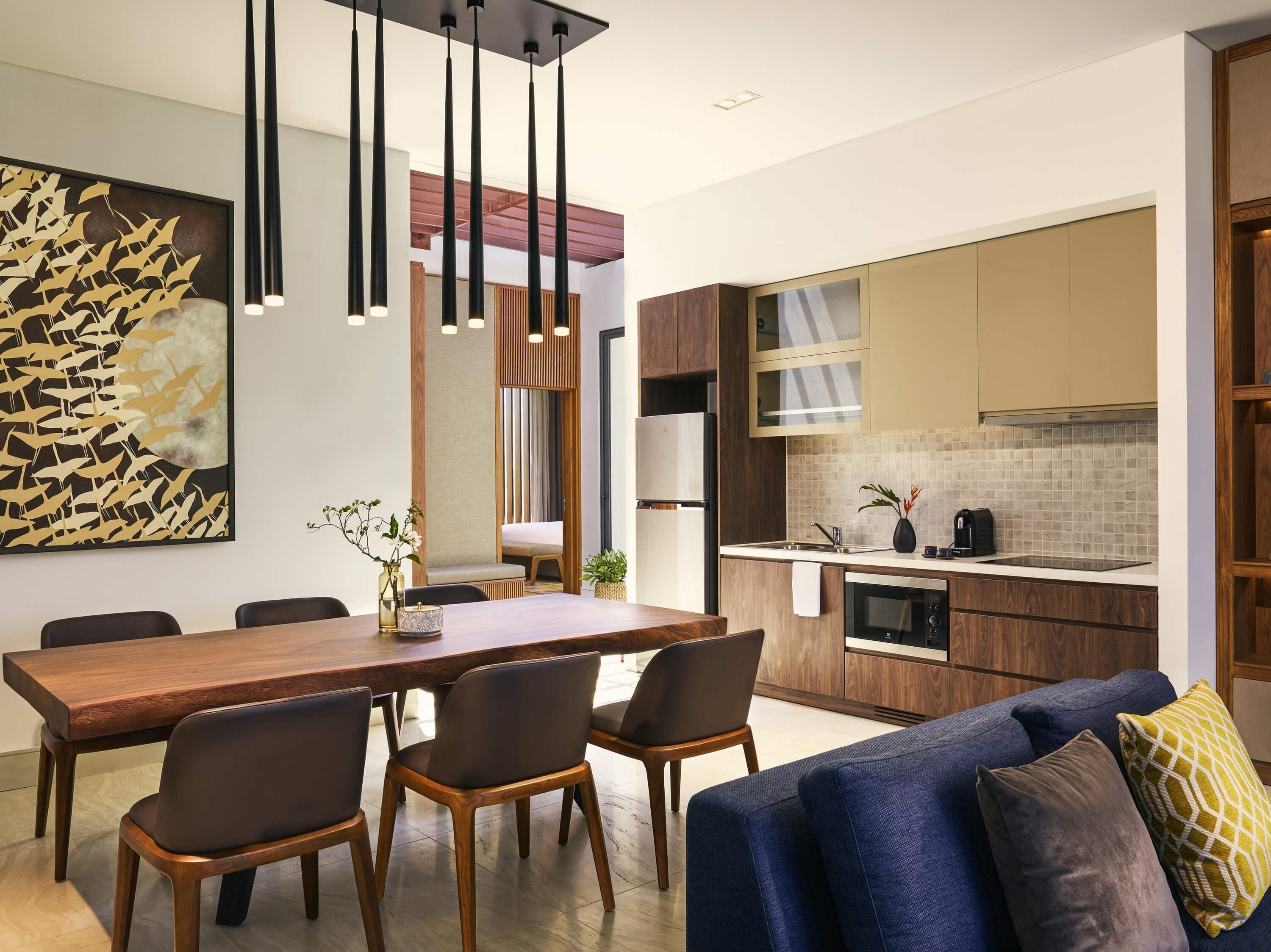 Minibar, in-room safe, individually decorated, individually furnished