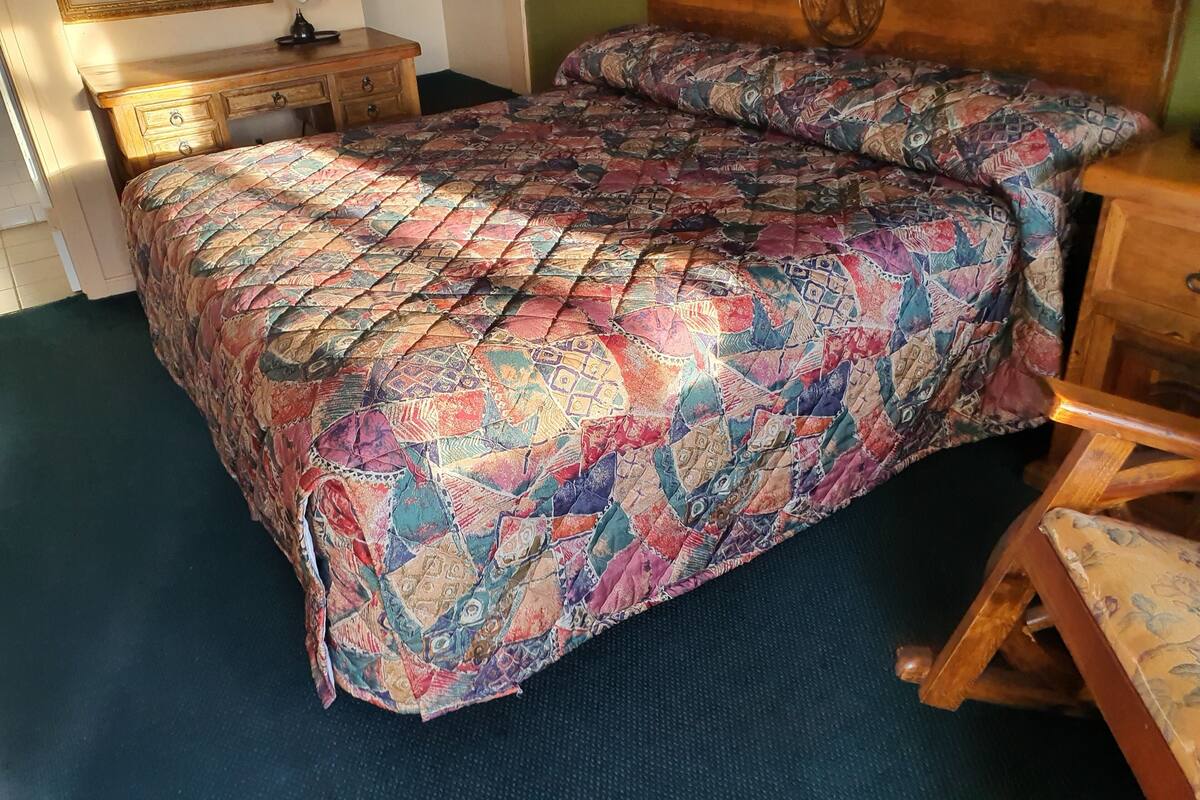 Schallisolierte Zimmer, kostenloses WLAN, individuell dekoriert