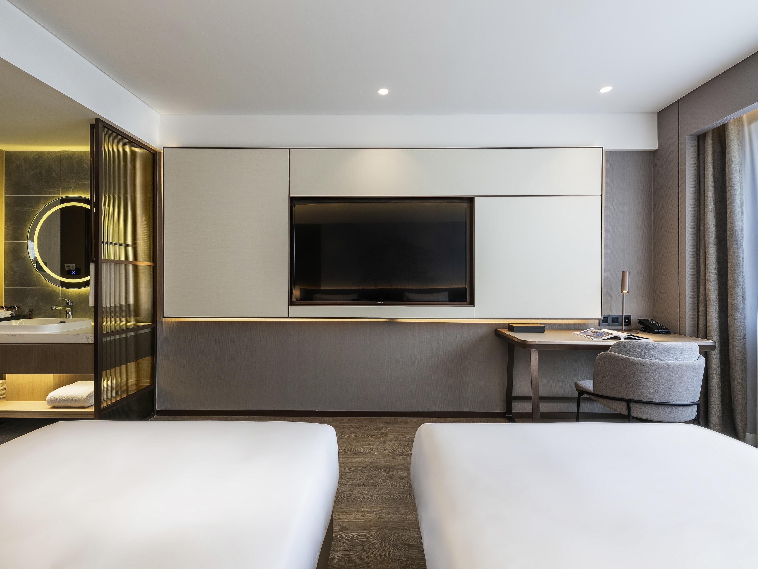 スーペリア ルーム シングルベッド 2 台 | 羽毛の掛け布団、ミニバー、セーフティボックス (室内)、遮光カーテン