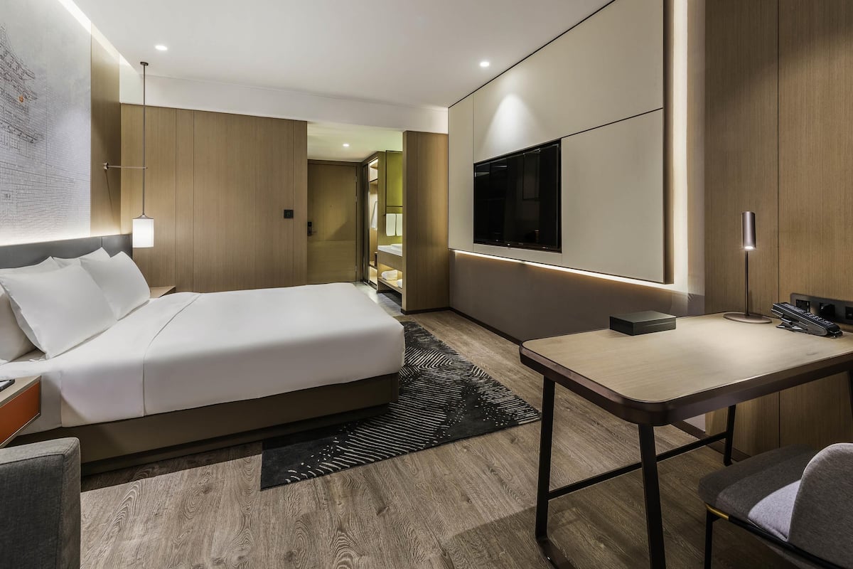 Superior-Zimmer, 1 King-Bett | Daunenbettdecken, Minibar, Zimmersafe, Verdunkelungsvorhänge