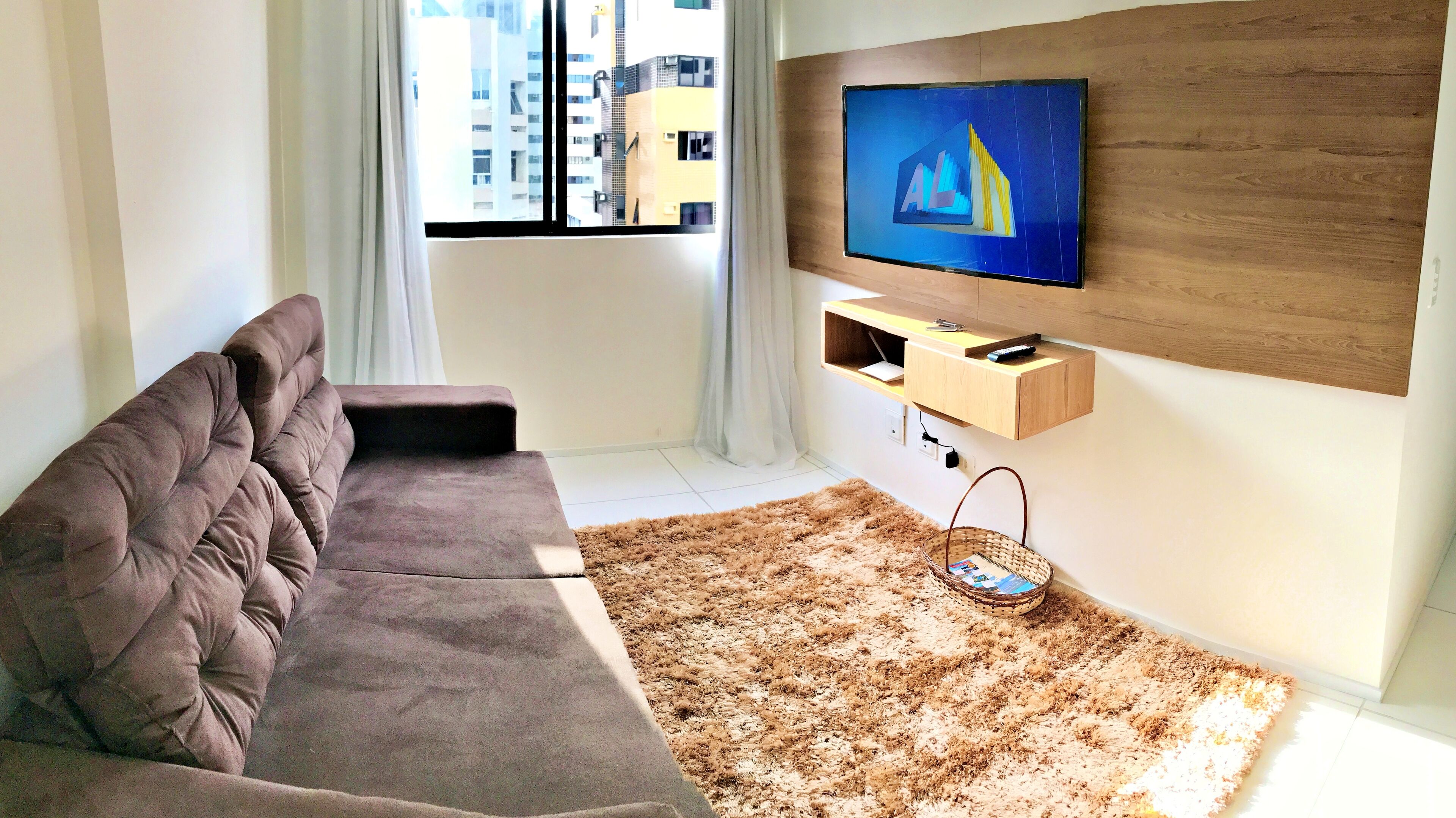 TV, Netflix, streaming services