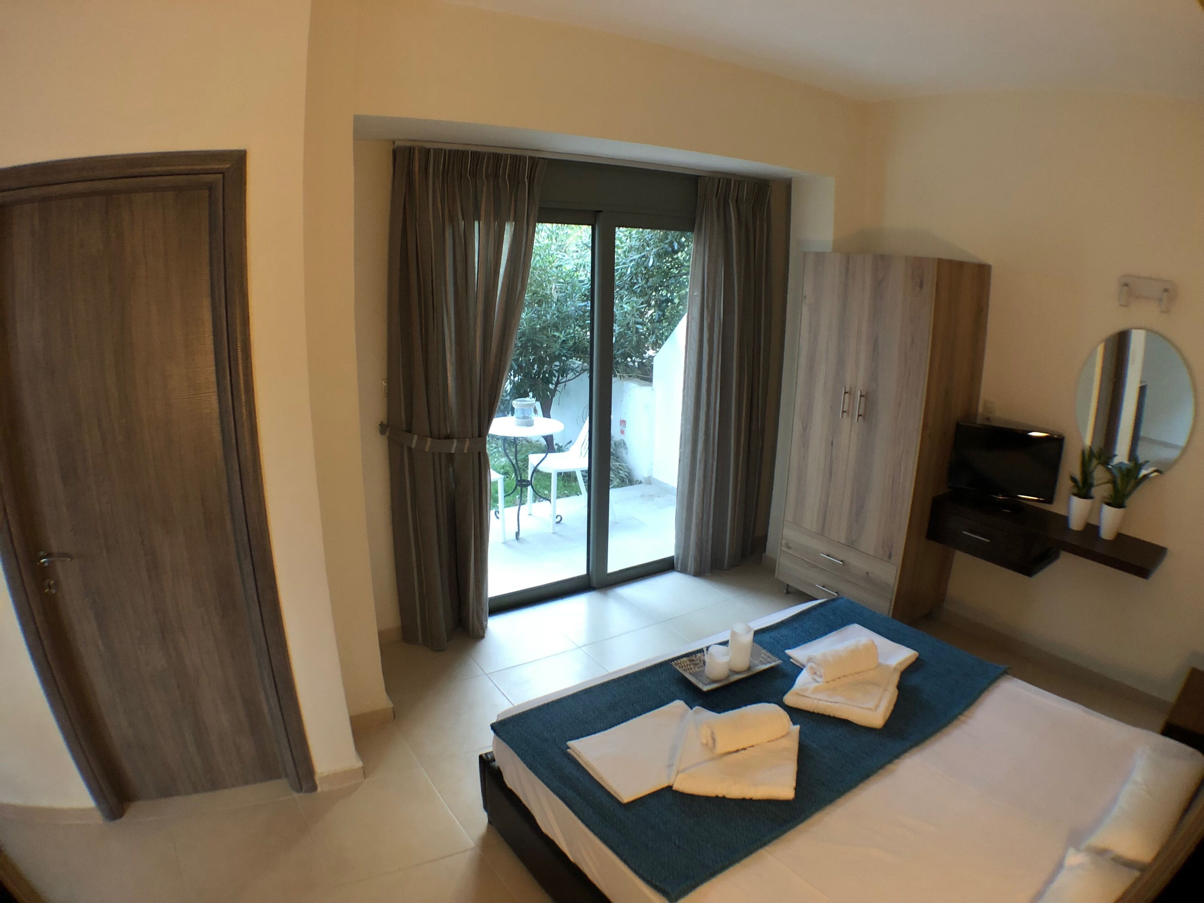 1 bedroom, iron/ironing board, WiFi