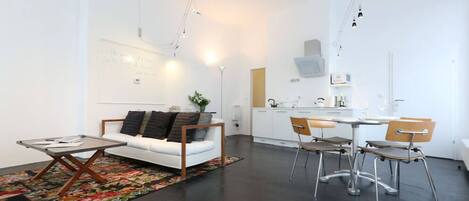 Smart TV, books, video library, stereo