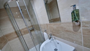 Bathroom - The Podworks Hotel (Liverpool)