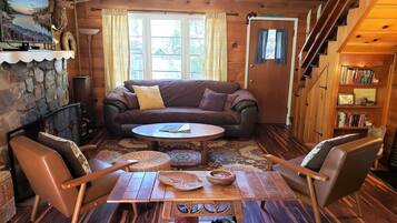 Smart TV, chimenea, Netflix y reproductor de DVD