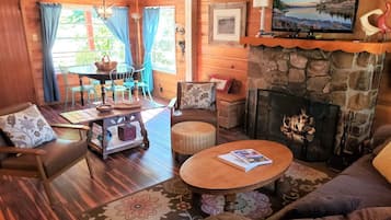 Smart TV, fireplace, Netflix, DVD player