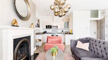 TV, fireplace, offices