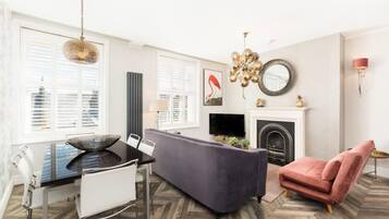 TV, fireplace, offices