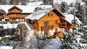 Exterior - Chalet Mélèzor, sleeps 15, Serre Chevalier 1350 (Saint-Chaffrey)