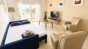 2 chambres, fer et planche à repasser, accès Internet, draps fournis