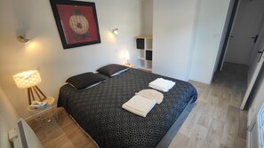 4 Schlafzimmer, Bügeleisen/Bügelbrett, WLAN, Bettwäsche
