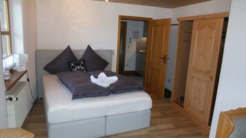 1 bedroom, Internet, bed sheets
