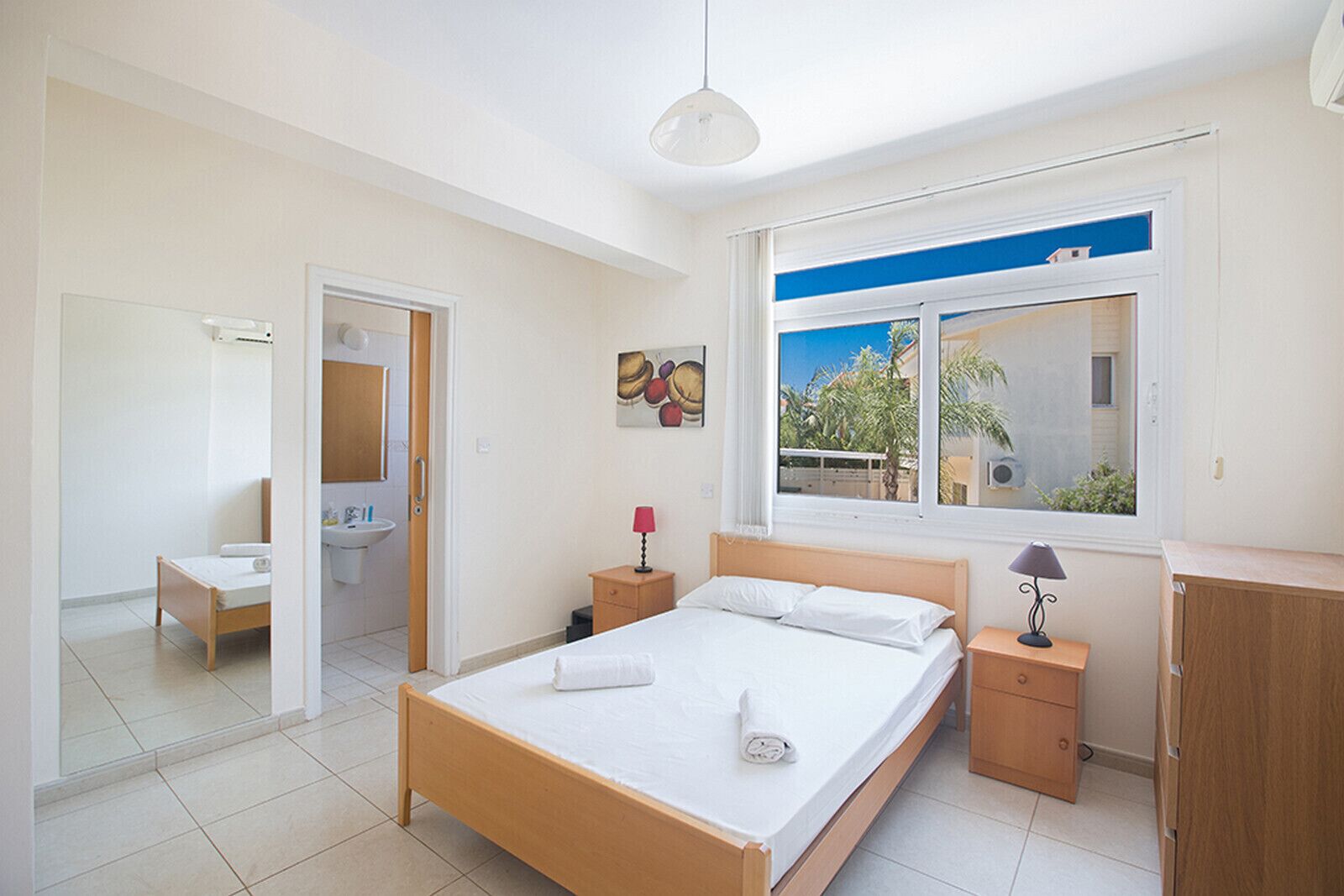3 bedrooms, in-room safe, iron/ironing board, free WiFi