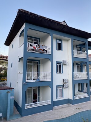 Front of property - Villa Eda Apart (Marmaris)