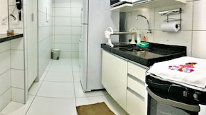 Fridge, microwave, stovetop, blender