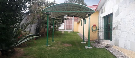 Jardines del alojamiento