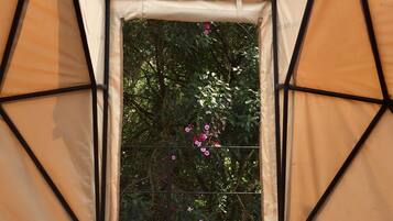 Deluxe Tent | Bed sheets