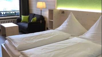 Comfort Double Room | In-room safe, desk, blackout curtains, soundproofing