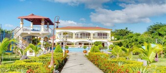 Hotel La Estancia
