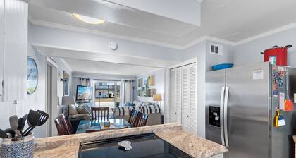 "Shore Beats Work" - 2nd Row Condo w/ Community Pool, 4 Bedrooms / 2 Bathrooms