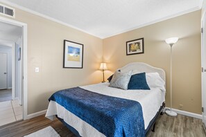 4 bedrooms, free WiFi, bed sheets