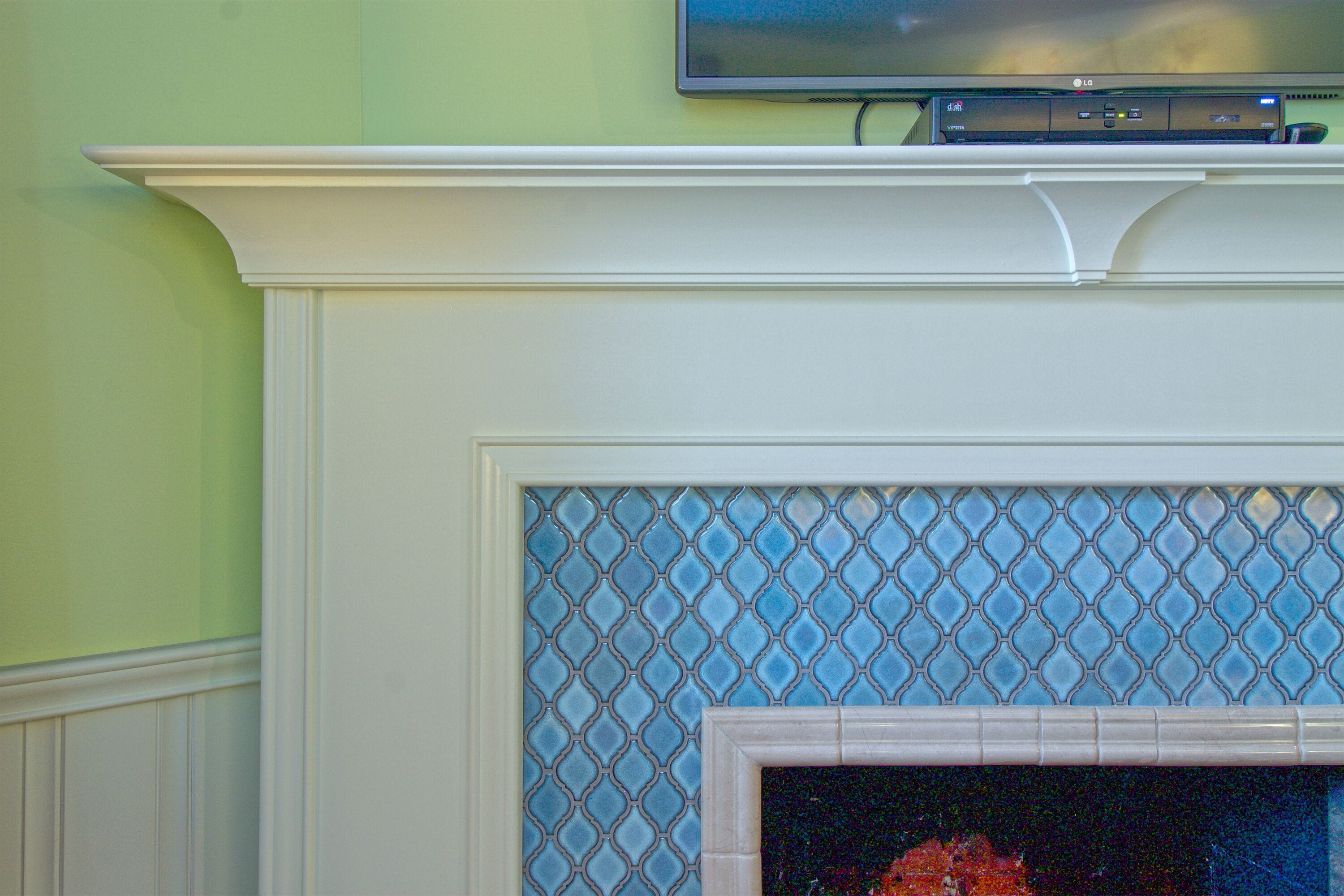 #12 bird & flower premium suite (no dogs allowed) | desk, iron/ironing board, free wifi, bed sheets