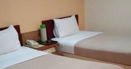 TS Hotel - Taman Rinting
