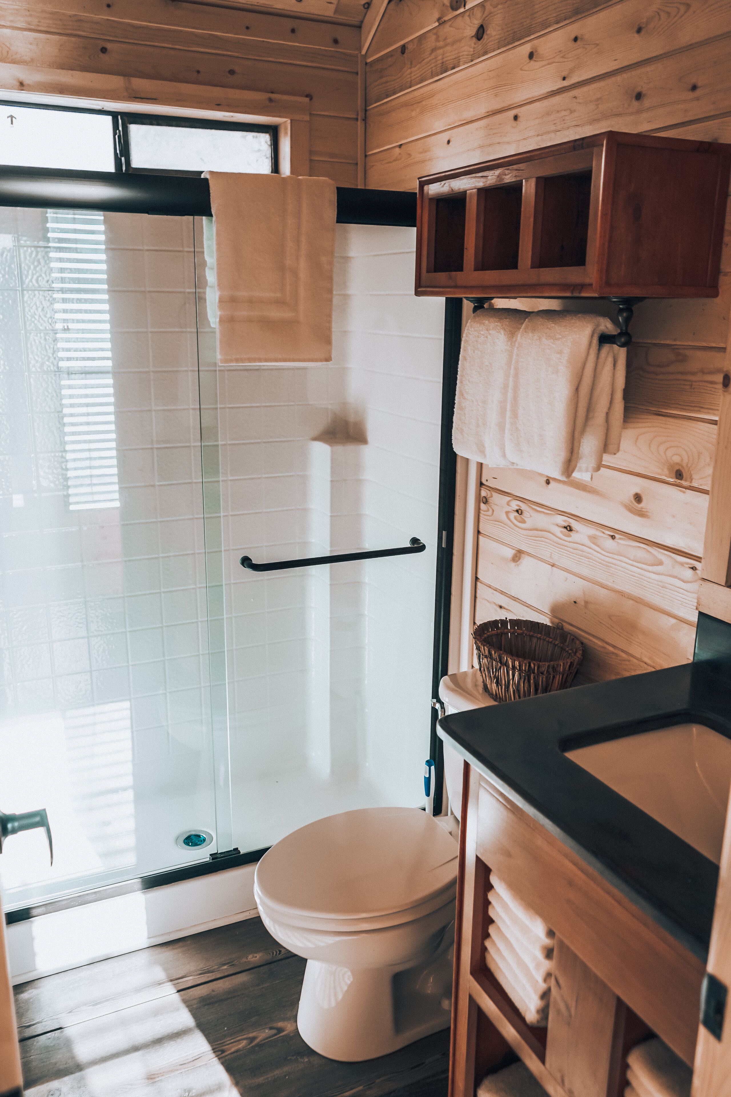 Cabane Familiale | Lavabo de la salle de bain