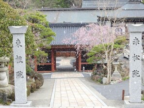 Property grounds - Sekishoin (Koya)