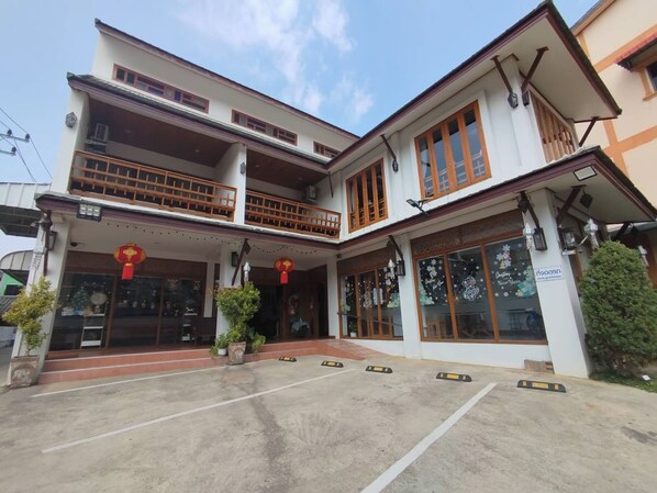 Exterior - The Indigo House Phrae (Phrae)