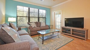 Condo, 3 Bedrooms | Living room - Palm View Place 322615 (Davenport)