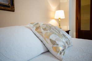 2 bedrooms, iron/ironing board, free WiFi - Apartment Bella Vista - Holidays live here (Chianni)