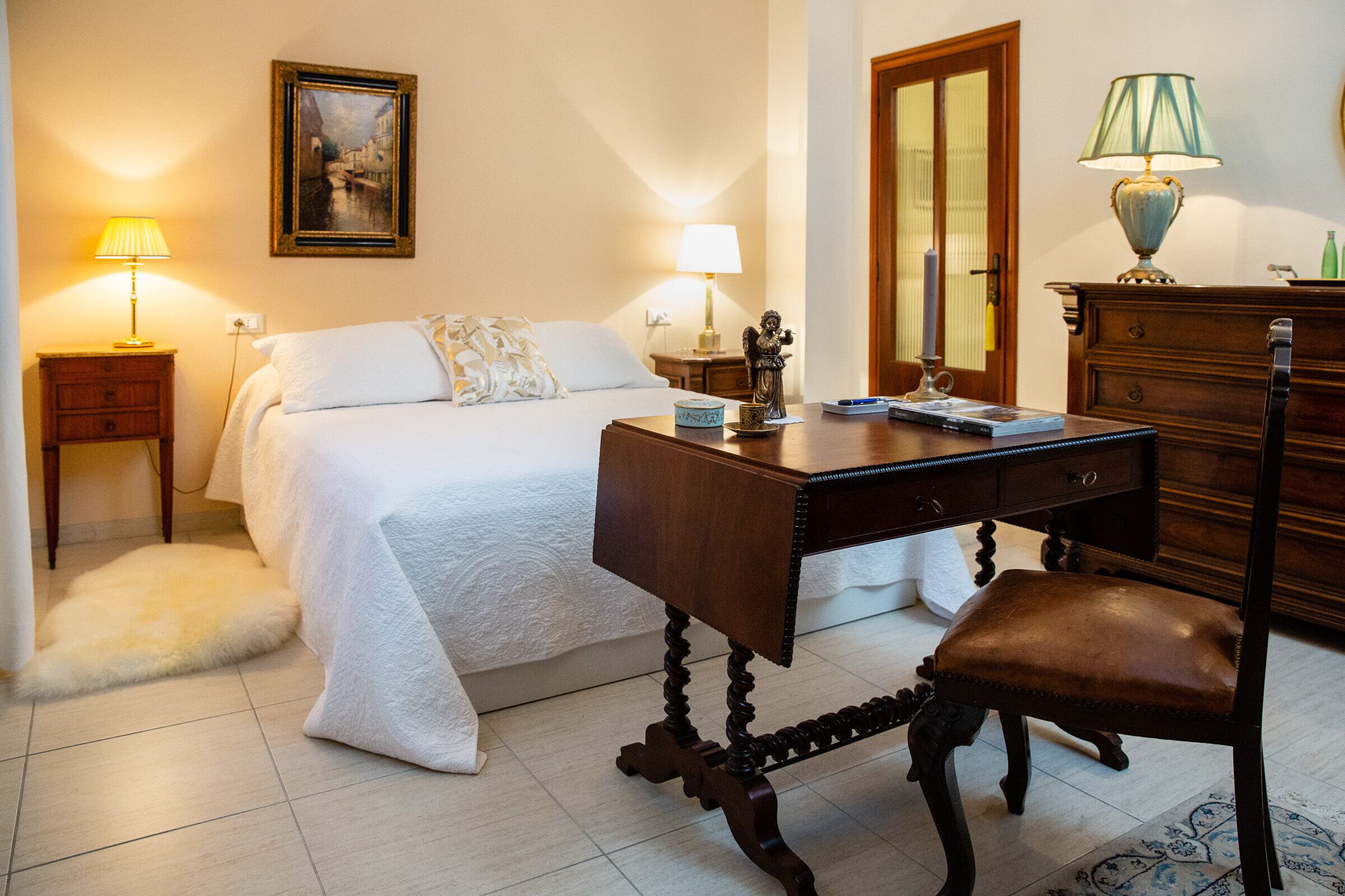 2 bedrooms, iron/ironing board, free WiFi