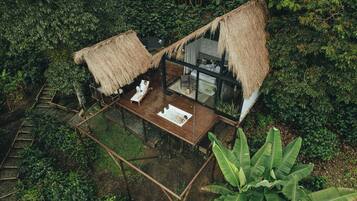 Deluxe Cabin | Minibar, individually decorated, individually furnished, free WiFi