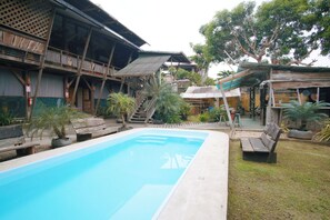 屋外プール