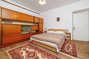 2 bedrooms, soundproofing, iron/ironing board, free WiFi - Apartments Drago (Novi Vinodolski)