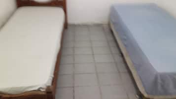 3 bedrooms, iron/ironing board, internet, wheelchair access