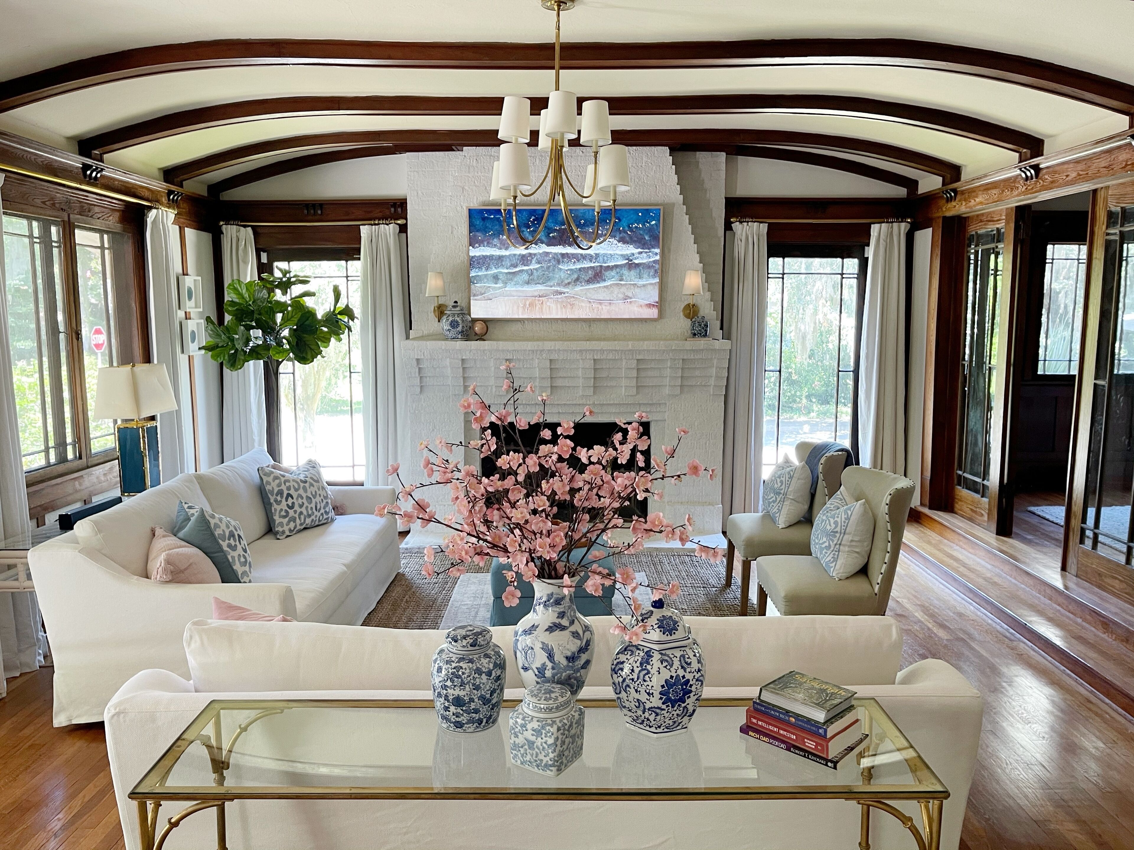 Gorgeous 1900s Craftsman Home + Pool & Hot Tub