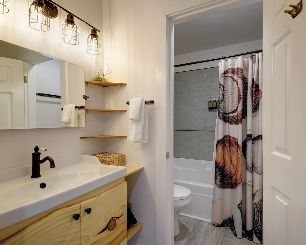 SCP Depoe Bay by null